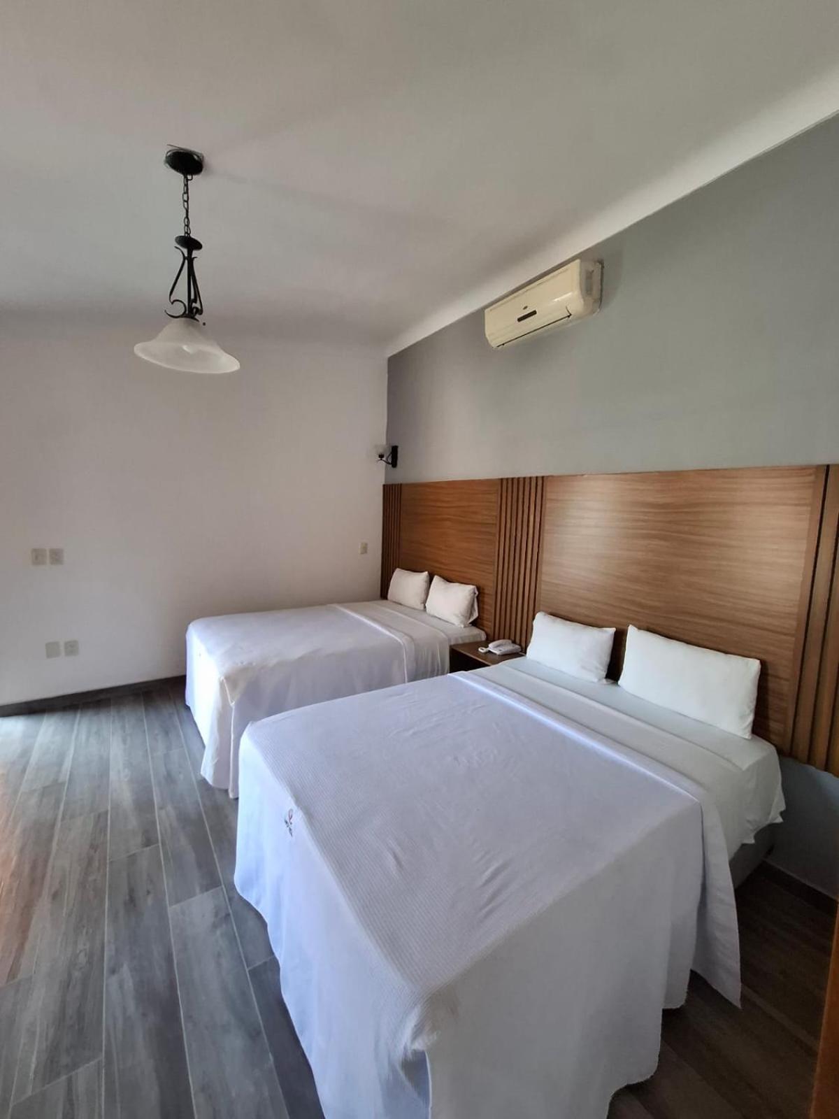 Hotel Aquiles Guadalajara Luaran gambar