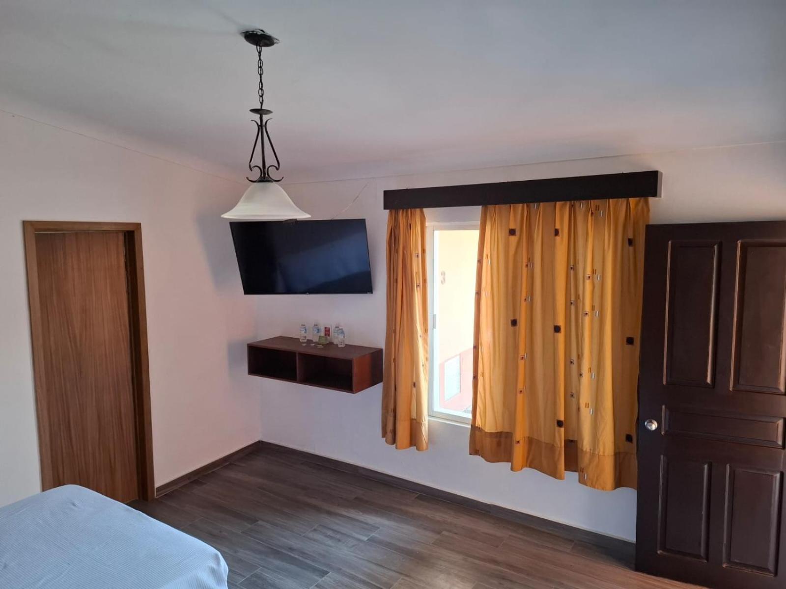 Hotel Aquiles Guadalajara Luaran gambar