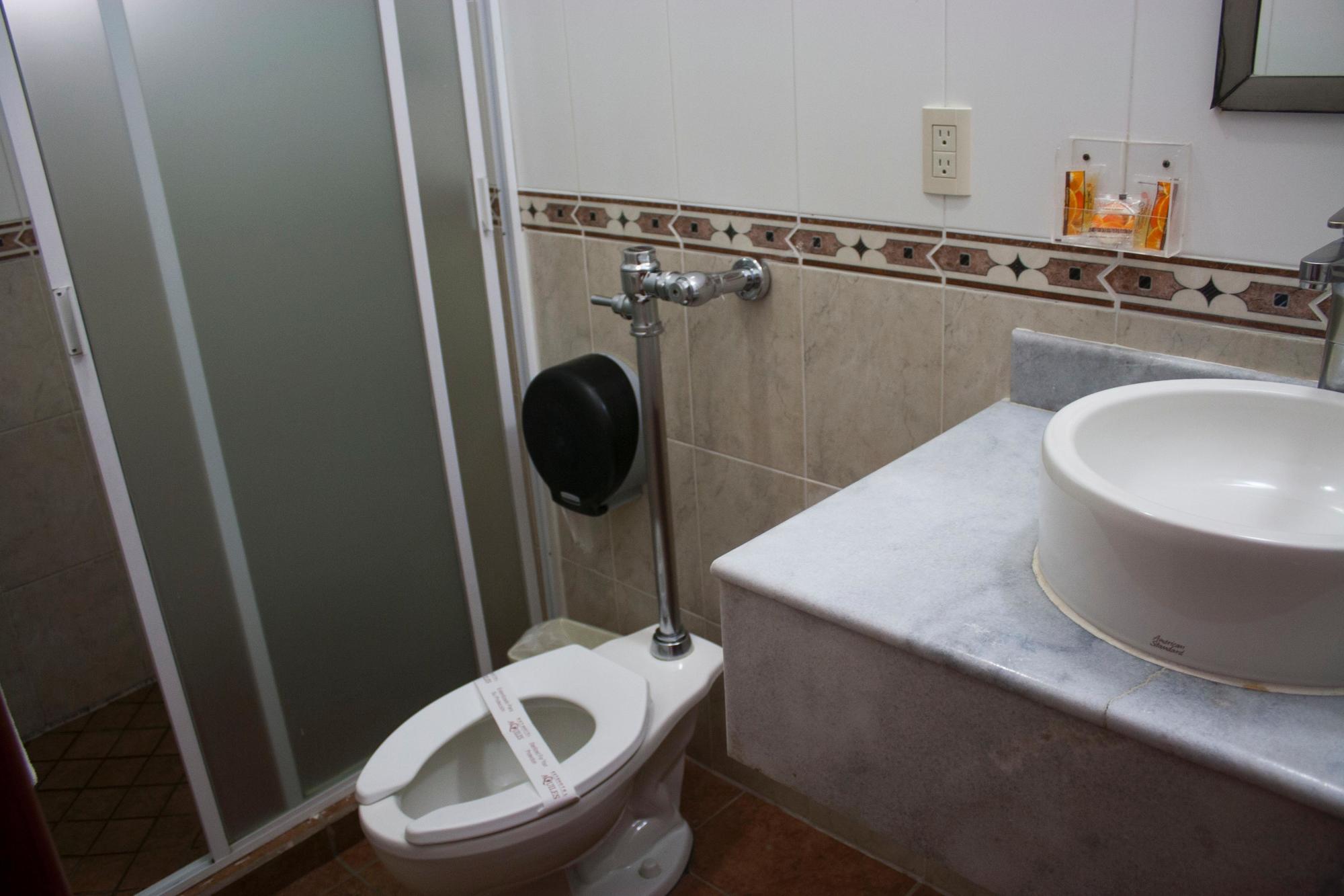 Hotel Aquiles Guadalajara Luaran gambar