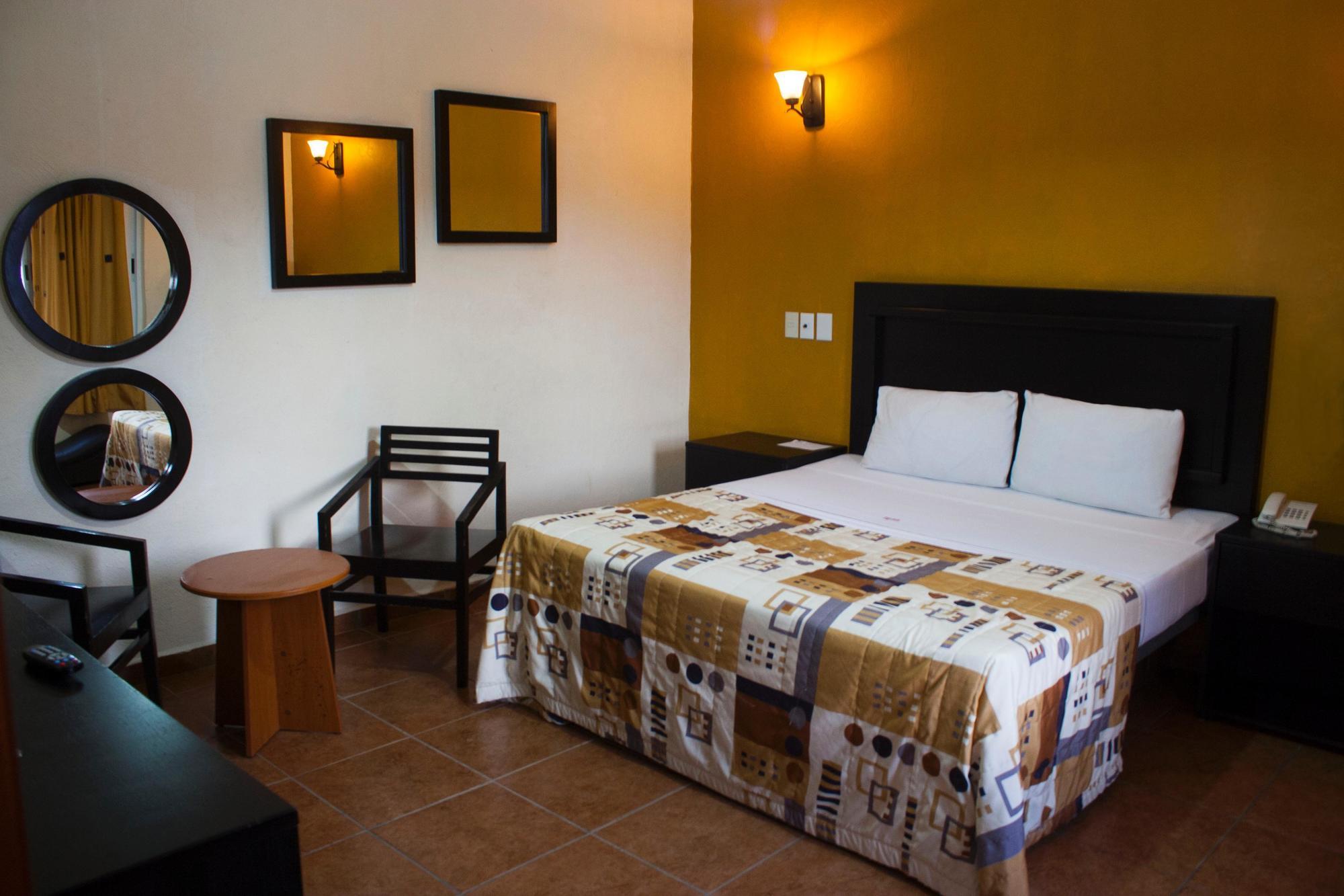 Hotel Aquiles Guadalajara Luaran gambar